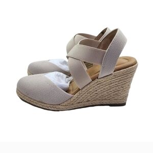 Kelly & Katie Women's Brynn Espadrille Wedge Sandal -11
